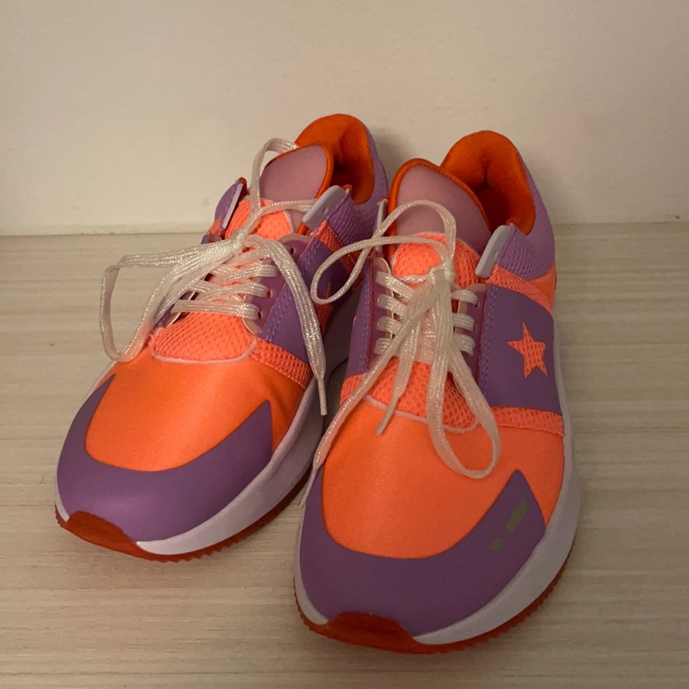 Converse Women’s Sneakers